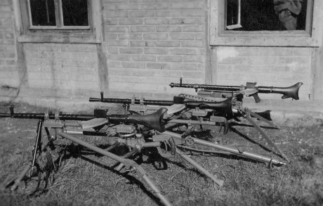 Hace unos días encontré por casualidad en una web extranjera un arma a la venta que hacía muchos años 151