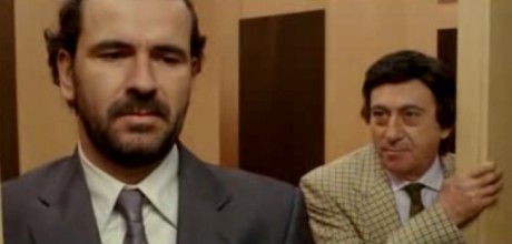 Compañeros,

En vista de las ganas de algunos (Elcafe, Wilcow, Vrakk, etc) por adivinar armas de películas 130