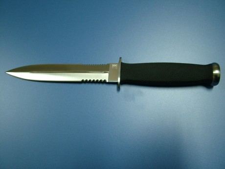 Vendo:
Cuchillo de colección nuevo sin uso
Marca:SOG
Modelo:Dessert Dagger S25
Precio:300€

Fecha de producción:1991-2004

Specifications: 90