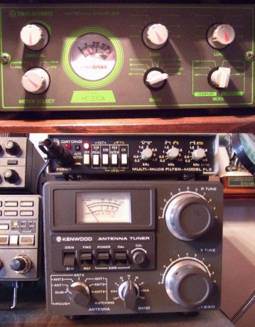 Vendo (acepto ofertas razonables),los siguientes artículos:
Emisora decamétrica Yaesu FT-757-GXII......290 00