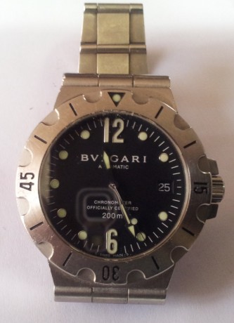 Bvlgari Scuba armis de acero, usado. Funciona perfectamente, sin caja. Tengo la factura de compra. 2000€. 02
