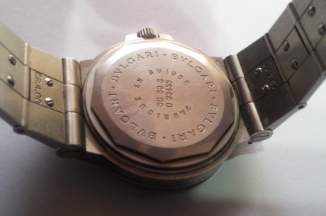 Bvlgari Scuba armis de acero, usado. Funciona perfectamente, sin caja. Tengo la factura de compra. 2000€. 00