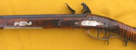 O lo que es lo mismo, Fusil (yo prefiero esta palabra para estas armas de avancarga) de Kentucky de llave 02
