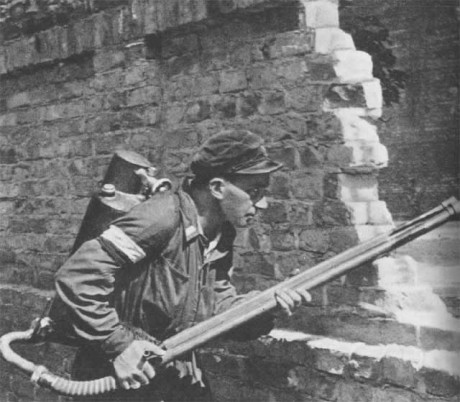 Hace unos días encontré por casualidad en una web extranjera un arma a la venta que hacía muchos años 161