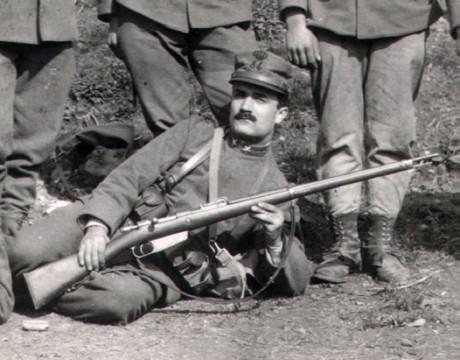Hace unos días encontré por casualidad en una web extranjera un arma a la venta que hacía muchos años 70