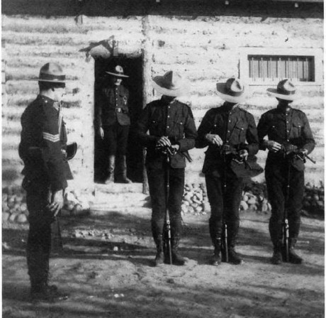 Hace unos días encontré por casualidad en una web extranjera un arma a la venta que hacía muchos años 51