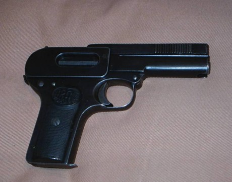 Hace unos días encontré por casualidad en una web extranjera un arma a la venta que hacía muchos años 160