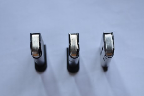 Hola a todos, abro este hilo para que alguien me ayude a reconocer unos cargadores que tengo en venta 10