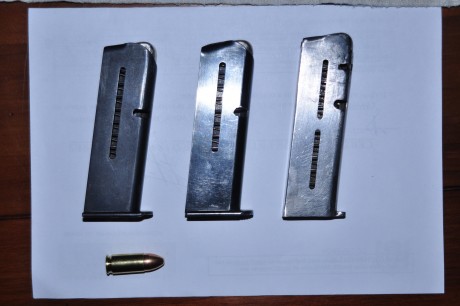Hola a todos, abro este hilo para que alguien me ayude a reconocer unos cargadores que tengo en venta 21