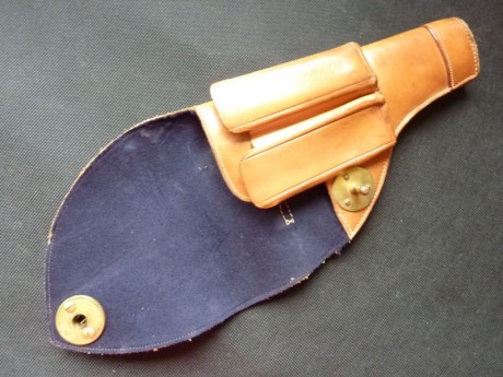 Hace unos días encontré por casualidad en una web extranjera un arma a la venta que hacía muchos años 150
