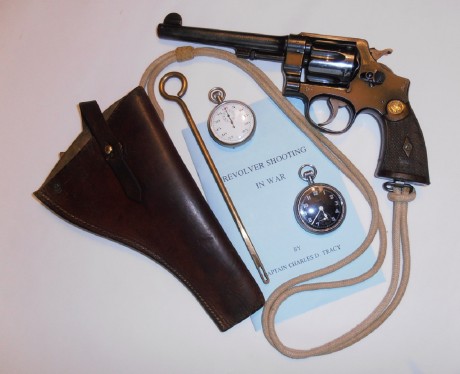 Hace unos días encontré por casualidad en una web extranjera un arma a la venta que hacía muchos años 00