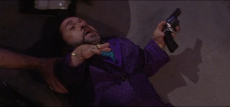 Compañeros,

En vista de las ganas de algunos (Elcafe, Wilcow, Vrakk, etc) por adivinar armas de películas 20