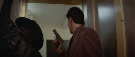 Compañeros,

En vista de las ganas de algunos (Elcafe, Wilcow, Vrakk, etc) por adivinar armas de películas 160