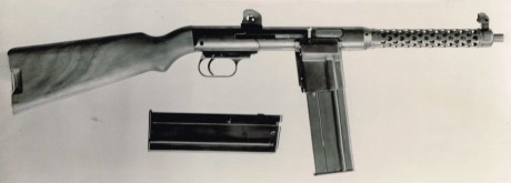 Hace unos días encontré por casualidad en una web extranjera un arma a la venta que hacía muchos años 10