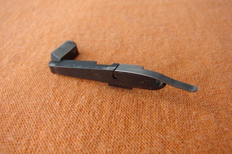 Hace unos días encontré por casualidad en una web extranjera un arma a la venta que hacía muchos años 160