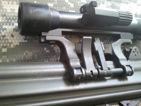 Hola, he montado un visor hensoldt z24 en mi cetme, lo he probado a 50 metros a ver que tal iba y mi sorpresa 100