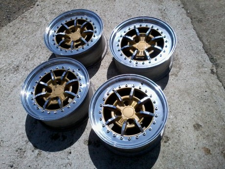  2013-05-02 16.02.11.jpg Hola,vendo llantas braid en 14 con anclaje 4X100 validas para renault seat opel 00