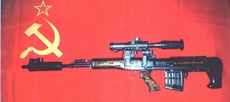 Recien salido de la factoria rusa!

https://actualidad.rt.com/actualidad/view/93814-kalashnikov-fusil-bullpup-izhmash 70