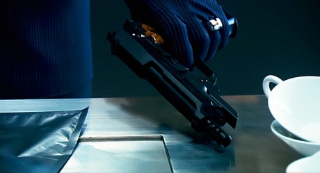 Compañeros,

En vista de las ganas de algunos (Elcafe, Wilcow, Vrakk, etc) por adivinar armas de películas 170