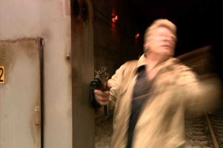 Compañeros,

En vista de las ganas de algunos (Elcafe, Wilcow, Vrakk, etc) por adivinar armas de películas 120