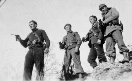 Hace unos días encontré por casualidad en una web extranjera un arma a la venta que hacía muchos años 111