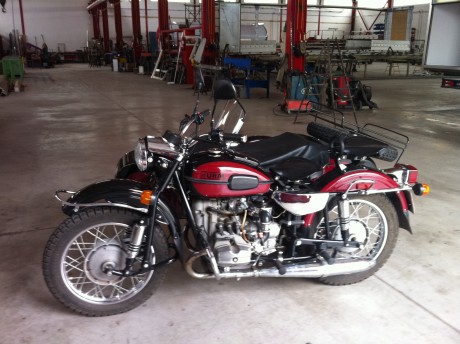 Hola compañeros,con dolor de mi alma la necesidad me obliga a poner en venta esta moto que con tanto gusto 01