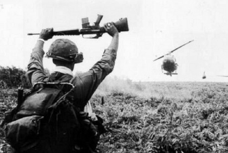 Hace unos días encontré por casualidad en una web extranjera un arma a la venta que hacía muchos años 70
