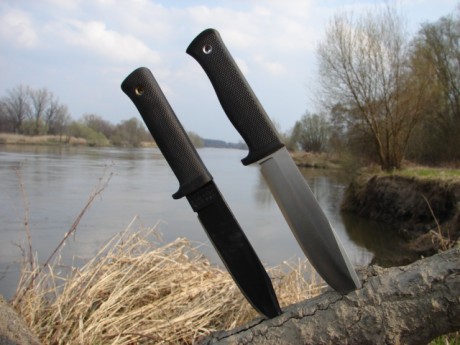 Hola,esta es la duda que tengo, comprar un fallkniven A1 de mayor tamaño con las ventajas y desventajas 90
