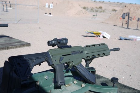 Curioso... tienen mercado para esta arma?
https://www.blackrainordnance.com/

https://youtu.be/RhTv7XCDmEc
 00