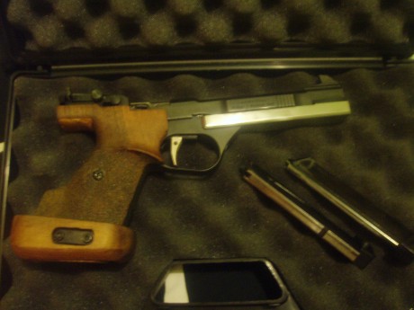 se vende pistola feinwerkbau aw93 del cal 22 con dos cargadores 850 ers 00