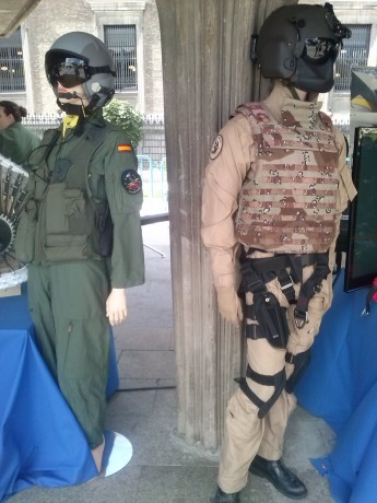 Aqui dejo uno de los actos que se celebrarán con motivo del día de las FFAA.

https://www.ateneadigital.es/RevistaAtenea/REVISTA/articulos/GestionNoticias_13303_ESP.asp

Si 122