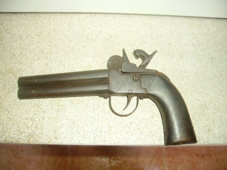 hola,lo he puesto en coleccionismo,pero nadie me da ninguna informacion,probaremos en armas de abancarga 00