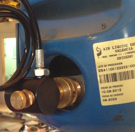 Hola, como ya tengo agujeras de darle a la bomba pcp me e decidido a conectar a una bombona de oxigeno, 00