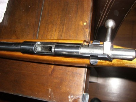 Buenas noches

Bueno, pues aquí teneis la segunda carabina que los gorgojos del foro no me dejaron vender 32