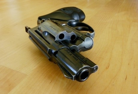 Mirar la pieza en este Hw37 que imita perfectamente las estrías del cañón..... 01