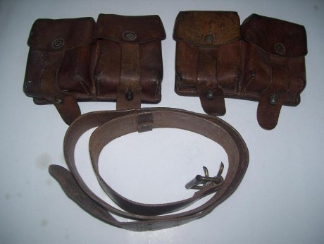Hola , vendo estos portapeines con cinturon , estan en buen estado ambos

los portapeines con el cinturon 00