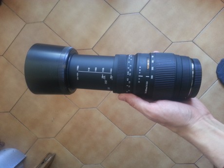 Usado una vez para probarlo. Vendo por no usar fotografía macro.

 Envío por correo certificado incluido 00