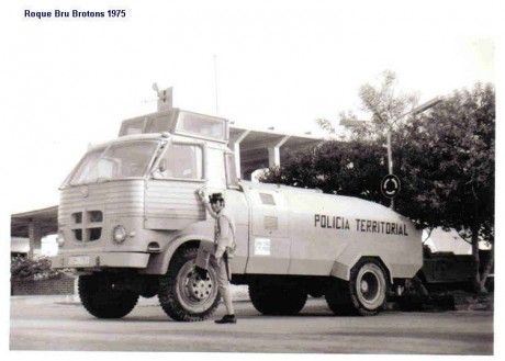Vamos a intentar hacer un tema con fotos historicas y curiosas de las FFCCS, S.P. y F.A.S.

Saludos. 10