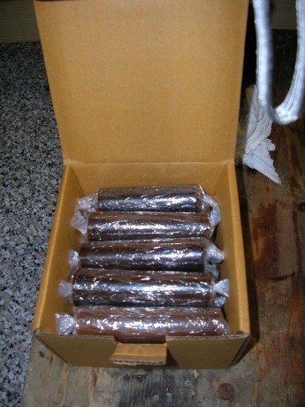 Hola.
He adquirido una Recalibradora- Engrasadora Lyman modeo 450, y me gustaria saber que lubricante 40