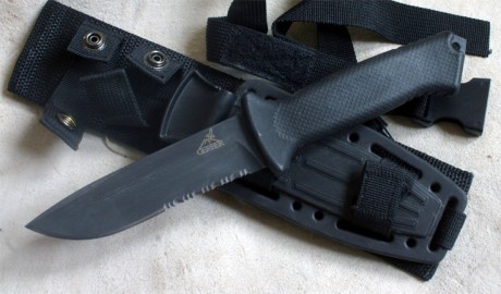 Hola a todos. Espero que me podais ayudar: que os parece el Gerber LFM II como cuchillo de campo/supervivencia? 31