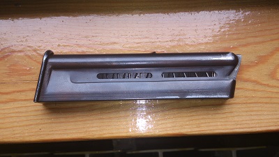 Hola:

Recientemente ha llegado a mis manos una carabina que, la verdad, me era prácticamente desconocida.
Se 132