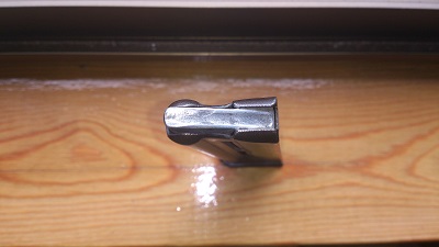 Hola:

Recientemente ha llegado a mis manos una carabina que, la verdad, me era prácticamente desconocida.
Se 142