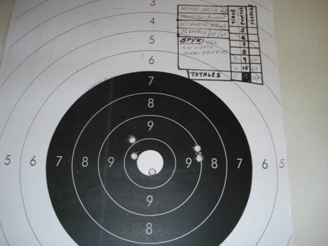 El Mosin-Nagant ..
es un rifle militar accionado por cerrojo, con cargador de cinco proyectiles, que 00
