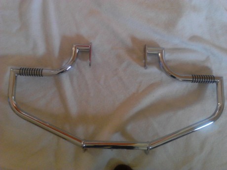 hola vendo escapes silvertrail ko2 homologados con kit racin,defensas limbar custom de una pieza,llanta 11