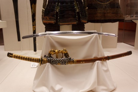 Bueno pues he encontrado las fotografias que hice en el museo de Londres sobre armas-militaria y las queria 41