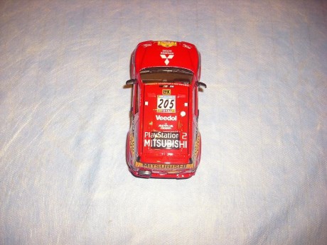Hola!!!

Vendo Mitsubishi Pajero “JUTTA” para Scalextric Slot Ninco. (Referencia 50305).

Suspensión Proshock. 11