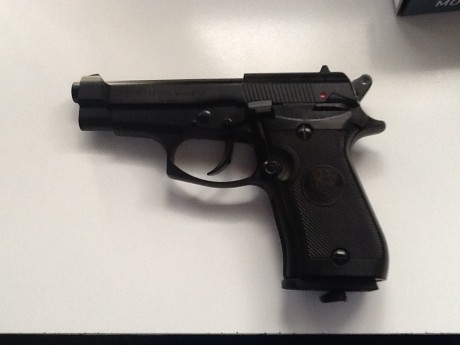 Ya me he hecho con la nueva Beretta de Umarex en Leopard de Madrid.
Os dejo unas fotitos no muy buenas....con 01