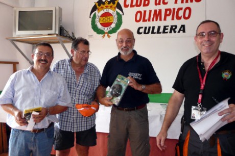 Pues eso ya estamos otra vez preparando para el sábado 27 de julio la que será la VI QDD en Cullera.
El 151