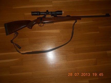 Bueno como os prometi os cuelgo unas fotos del 375 HH .Es un CZ 550 safari magnum , lo he probado ya el 00