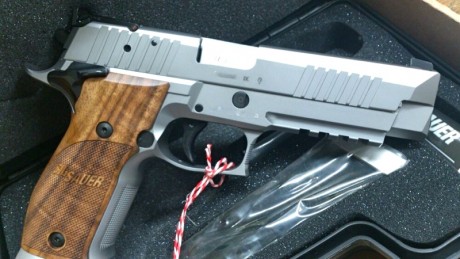 Abro este Hilo para que colguemos nuestras armas de IPSC, para que babeemos constantemente y veamos mejoras 130